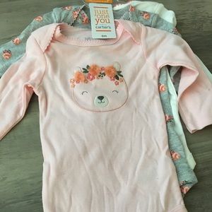 Carter's long sleeve onesie 3 pack